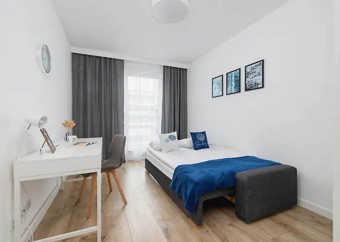 Nowoczesny Z Parkingiem Na Alei Pokoju W Krakowie By Renters Appartement Cracovie