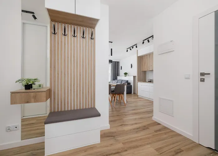 Nowoczesny Z Parkingiem Na Alei Pokoju W Krakowie By Renters