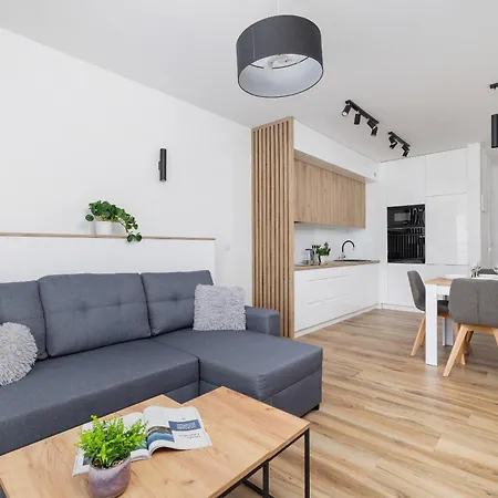 Apartman Nowoczesny Z Parkingiem Na Alei Pokoju W Krakowie By Renters Krakkó